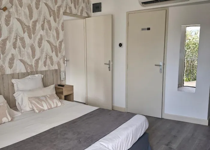 Le Vanséen Hotel 3*
